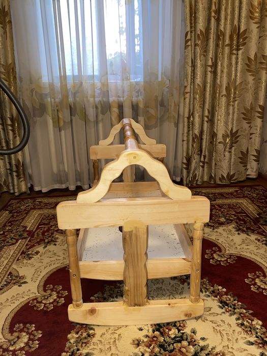 Продам новый бесик из карагача