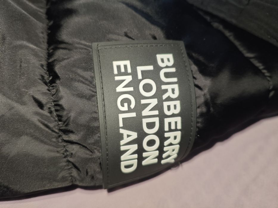 Geaca Burberry  noua