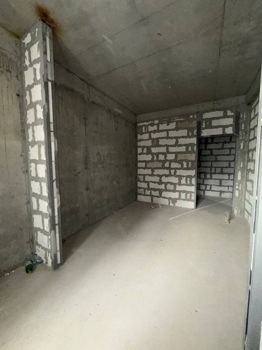 Продам 1 ком Юнусабад 17 новостройка