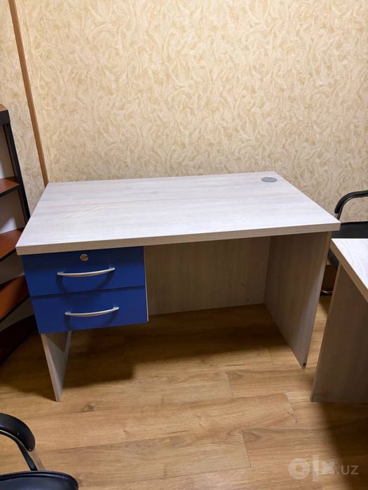Письменный стол 2 та