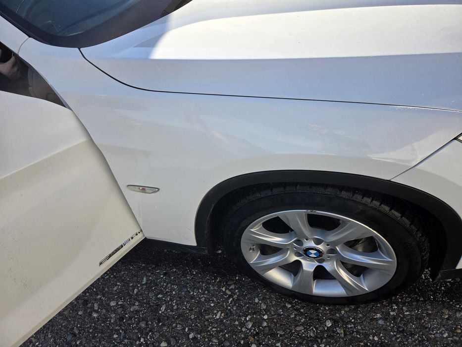 Aripa stanga dreapta BMW X1 E84 culoare alpinweiss 3 alpinweiss 300