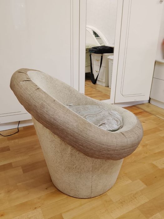 Продам кресло с местом для хранения