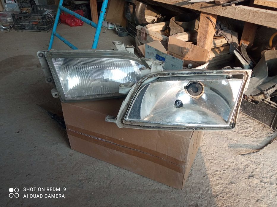 Фары от Toyota carina e