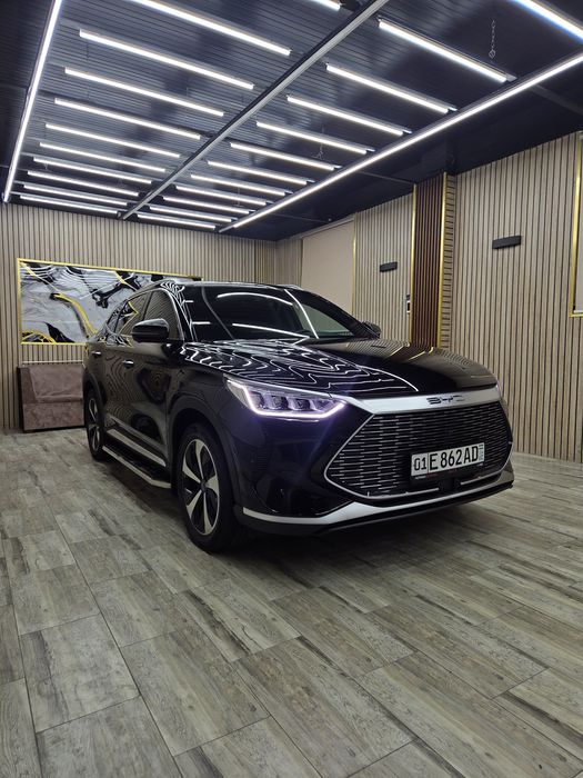 BYD Song puls flagship AWD