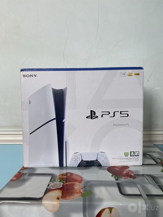 PS5 Slim 1TB Disc Edition — Yengi ochilmagan