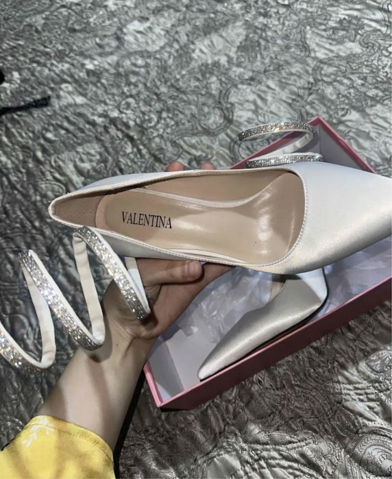 Туфли белые 39 размер