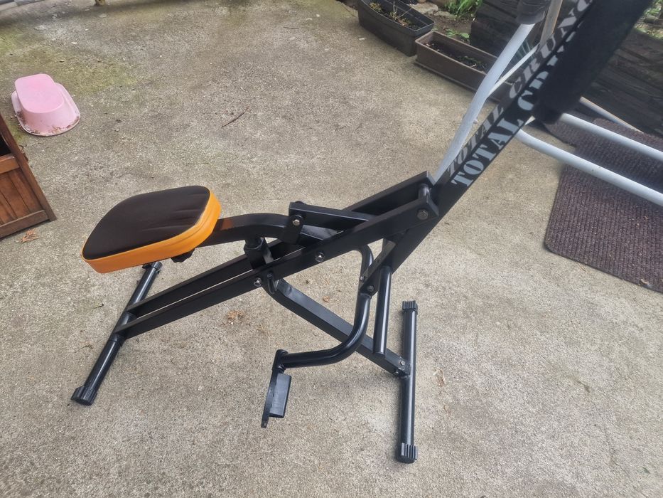 Vând bicicletă pt sport TOTAL CRUNCH