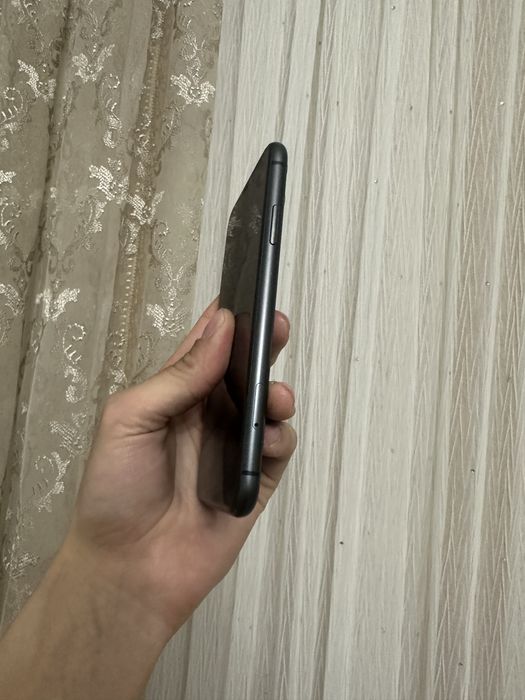 IPhone 11 128ГБ/84% Состояние идиал