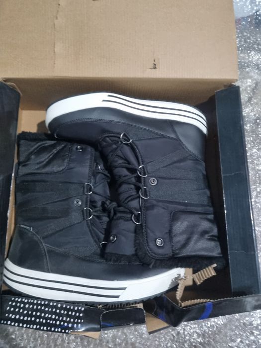 Ghete Walkmaxx noi de vanzare