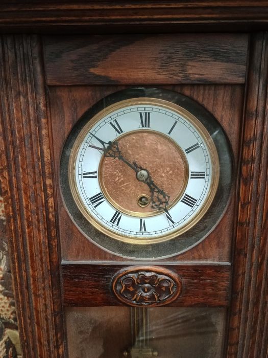 Здравейте продавам подов часовник.