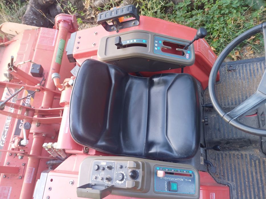 Трактор Yanmar F7