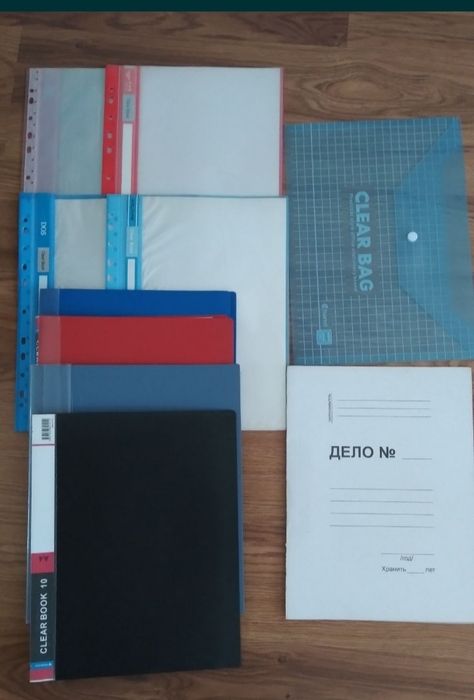 Тетради новые. Папки