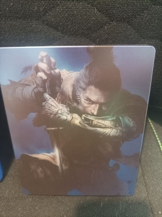 Геймърски стол Razer, номер едно в бранша със подарък игра sekiro и метална кутия!