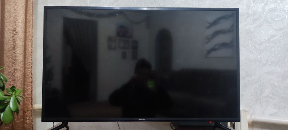 Телевизор самсунг