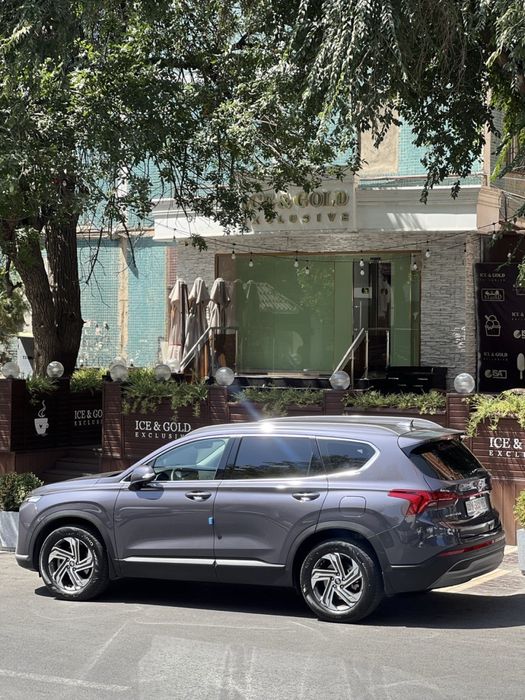 Hyunday Santa Fe 34000 km 2023 год