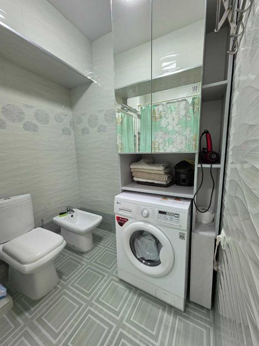 Срочно сдается 2/2/9 м. Космонавтов (ЦУМ)