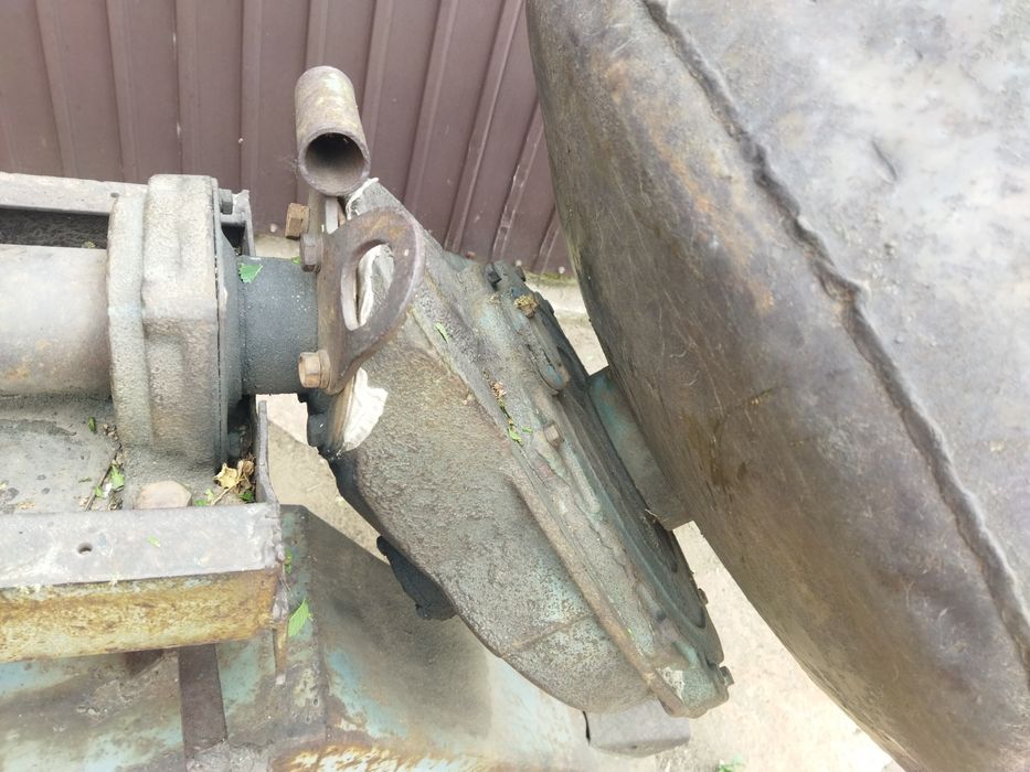 Продам бетономешалку