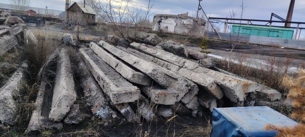 Продам б/у плиты