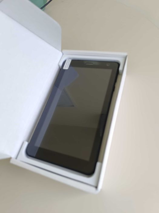 Tableta de 7 inch,ANDROID,Memorie Flash (Stocare) 32 GB,camera foto,WIFI.