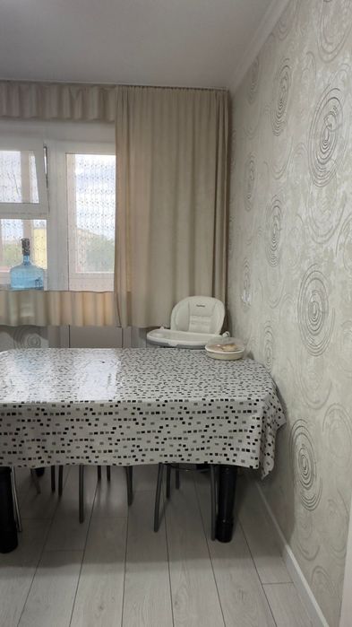 Прадою 3х комнатную квортипу в старом городе