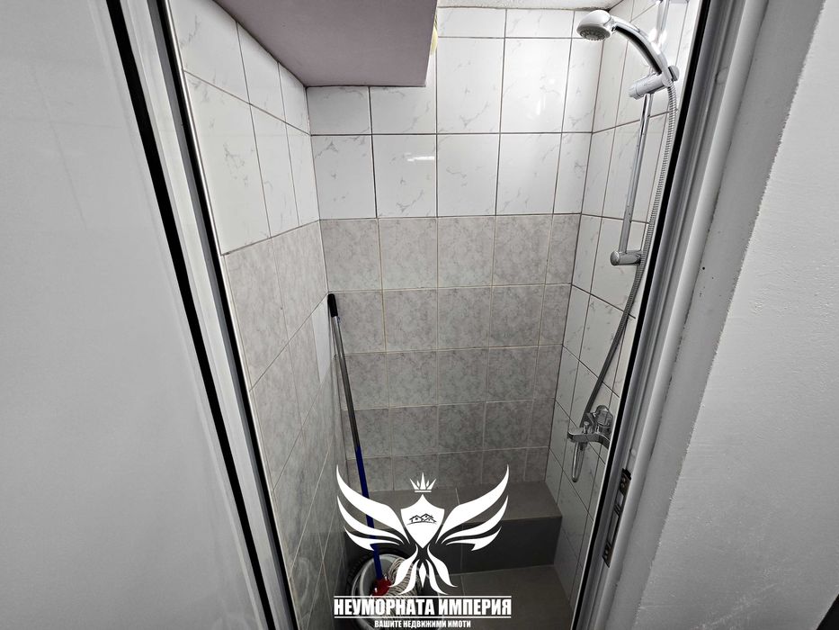 Дава се под наем Магазин в Асеновград - 21 кв.м за 206 € - Снимка #4