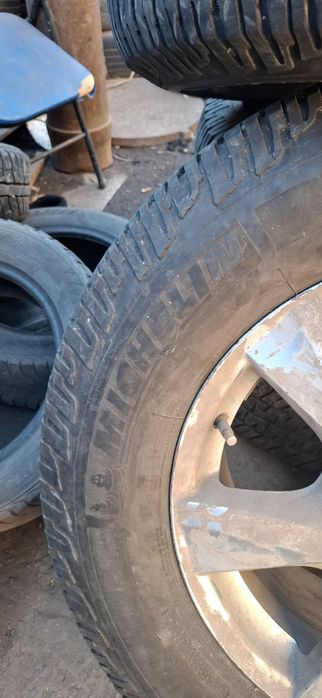 Продам диски с резиной