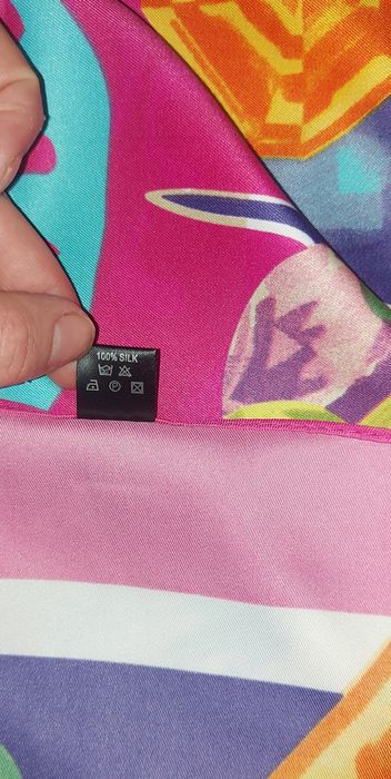 платки новые шелковые