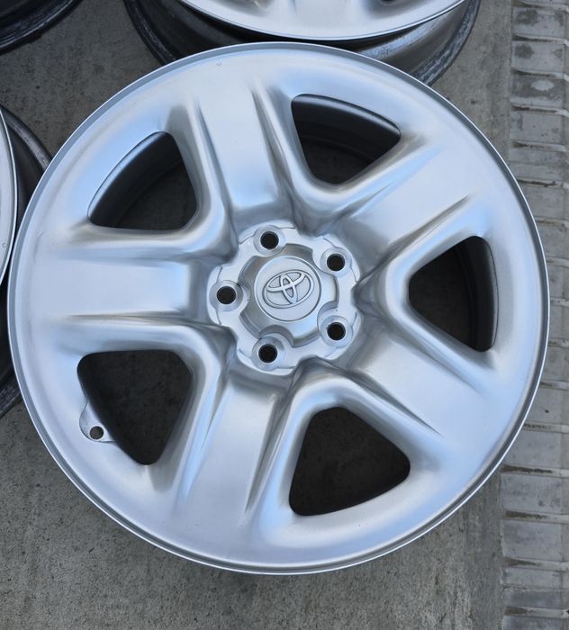Тойота оригинал диски