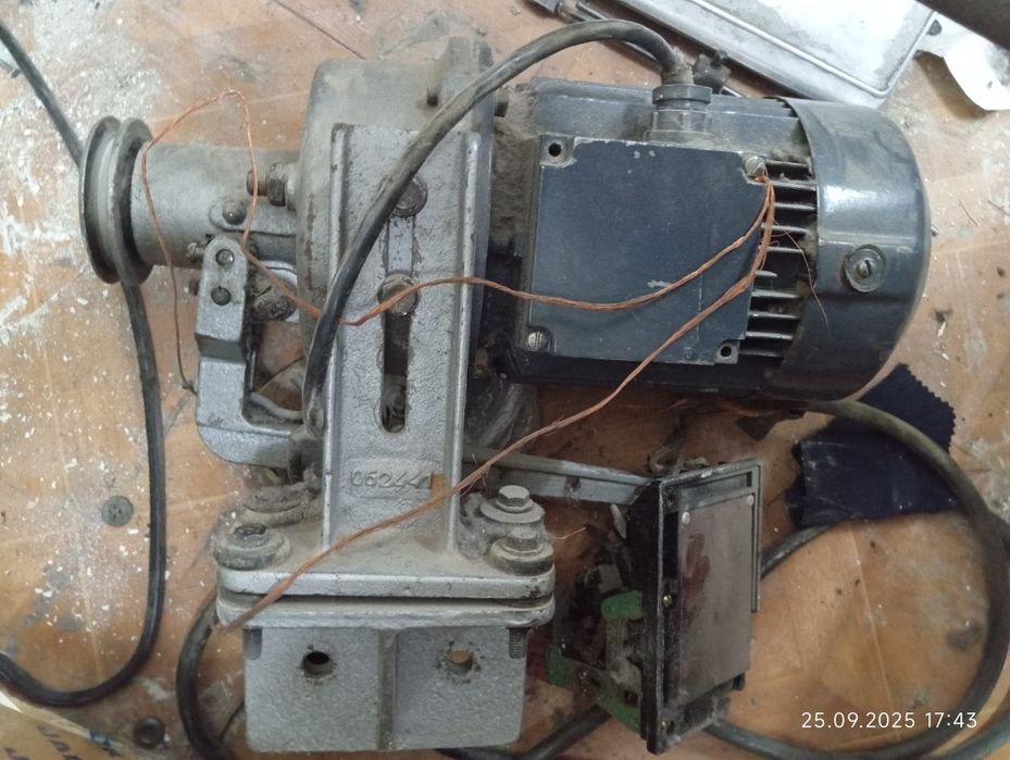 Электродвигатель асинхронный