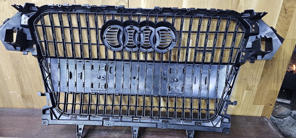 Grila Audi A4 Allroad B8 2011