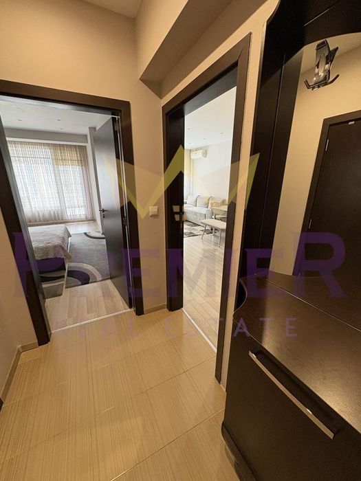 Дава се под наем Двустаен апартамент в Варна, Възраждане 1 - 110 кв.м за 600 € - Снимка #8