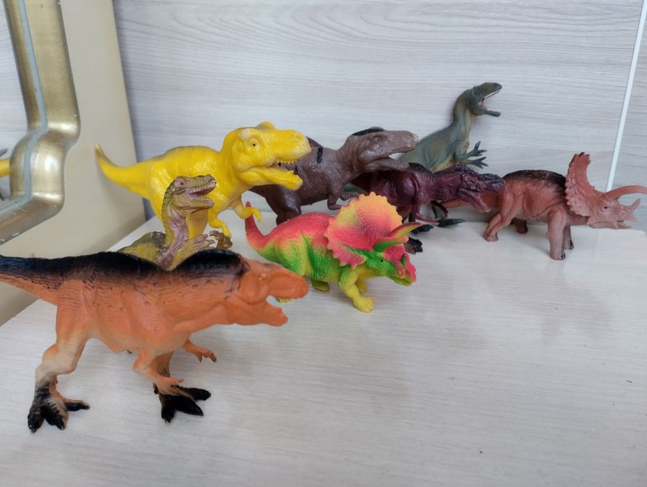Игрушки Динозавры