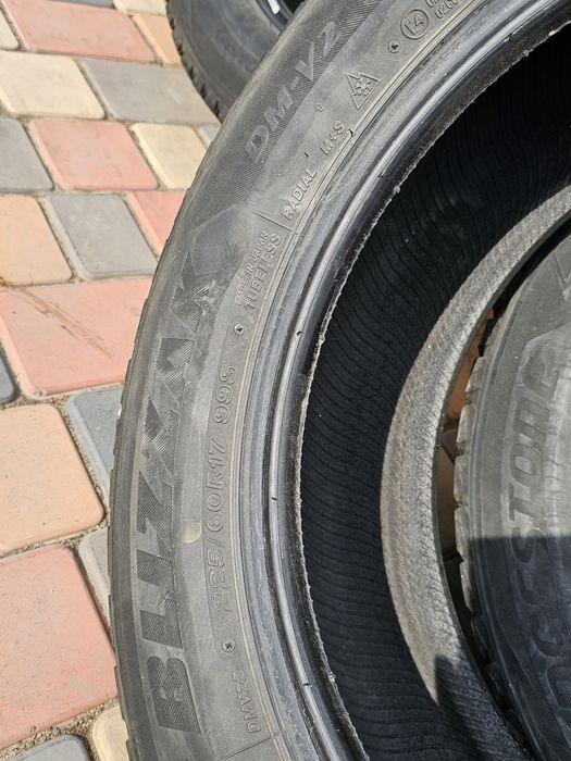 Зимняя резина Bridgestone Blizzak DM-V2