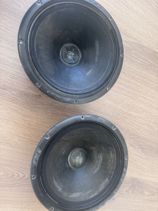 Продам колонки в машину