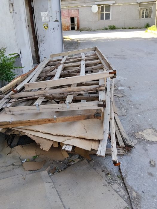 Срочно отдам дрова. Самовывоз