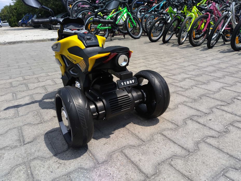 US Акумулаторен мотор COLOMBO жълт