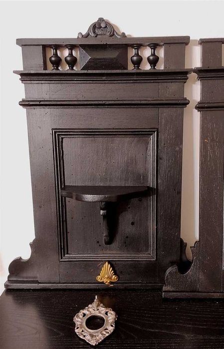 Rafturi, ornamente antice