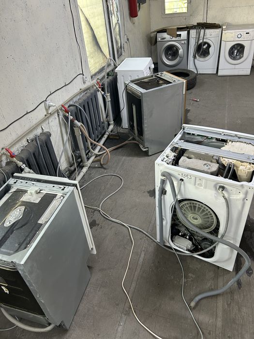 Ремонт холодильников Ремонт стиральных машин