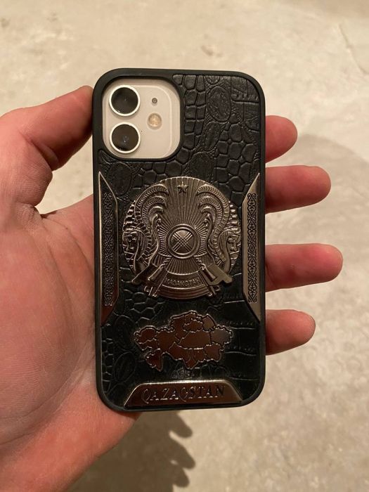 Айфон 12 мини обмен на 13