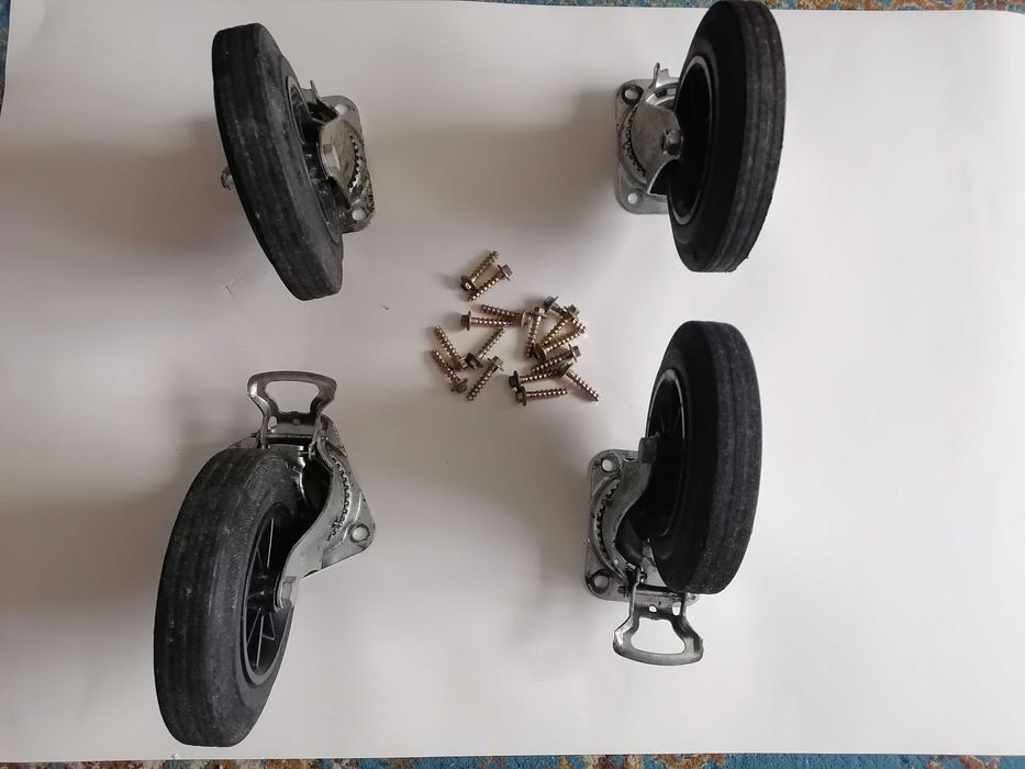 Set roti pivotante diametru 20cm