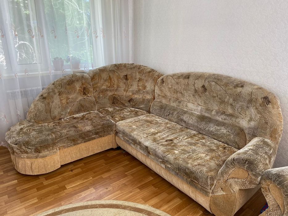 Угловой диван + кресло