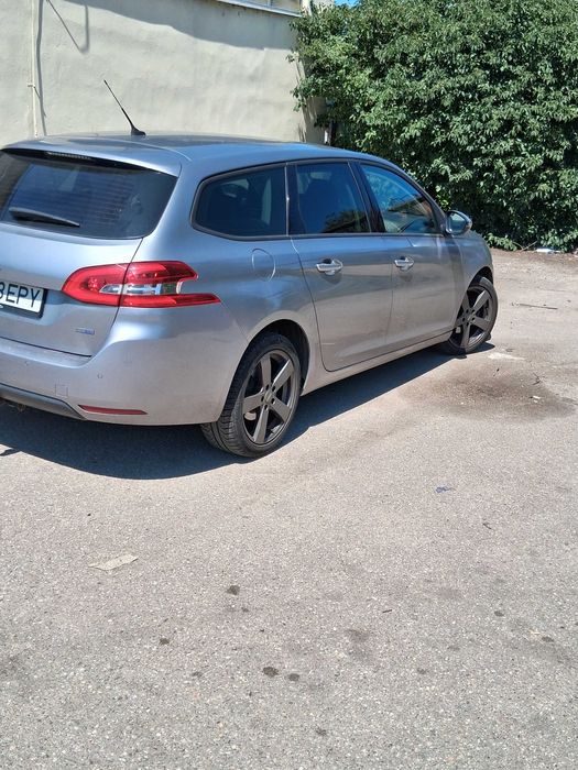 Vând  peugeot 308 an fabricație 2016