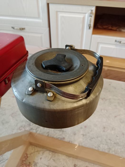 Анодированный чайник.