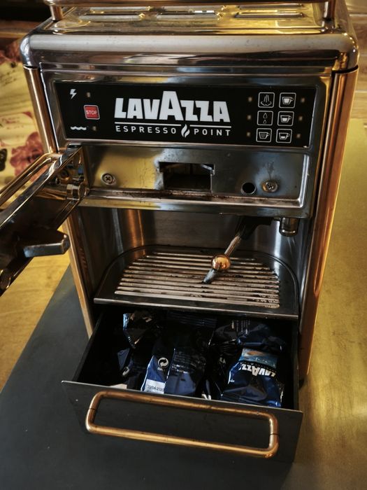Кафе машина. Lavazza Espresso point