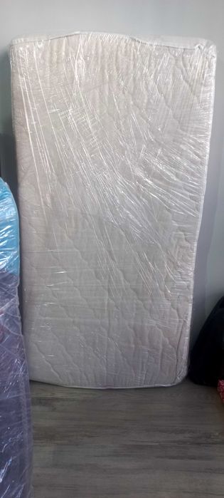 Бебешка сгъваема кошара Chipolino с матрак