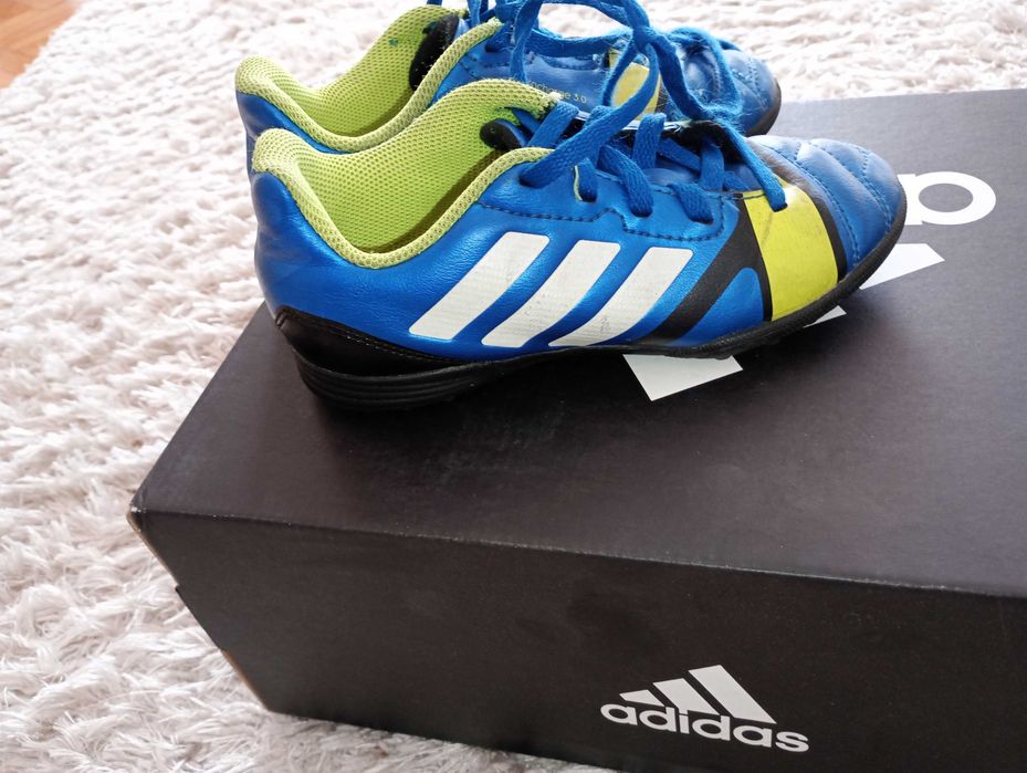 детски маратонки NIKE  и ADIDAS    
 МАТ-СТАР номер 37