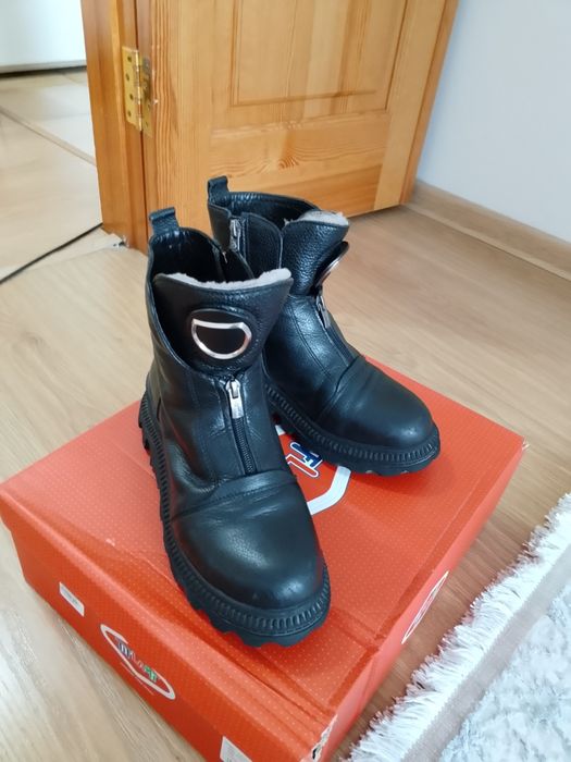 Продам зимнюю обувь Tiflani