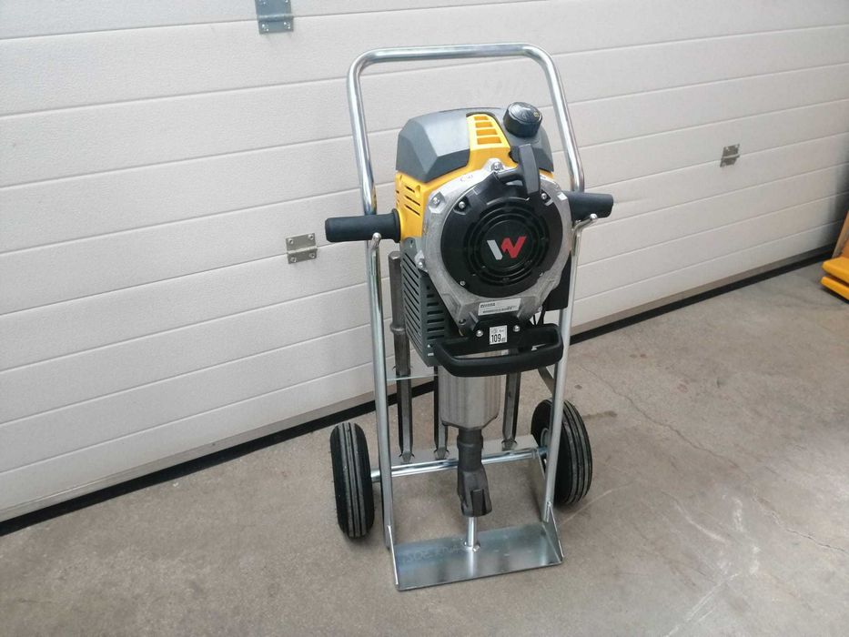 Ciocan demolator pe benzina Wacker Neuson BH55