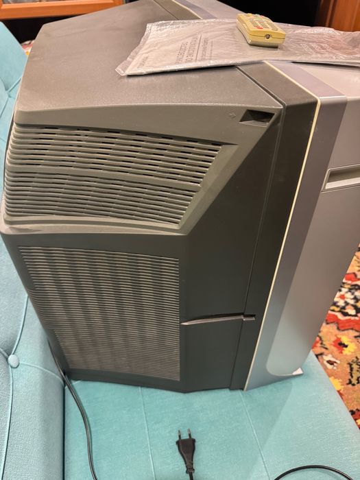 Продам б/у телевизор