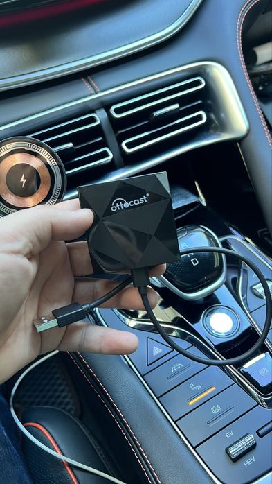 Беспроводной адаптер apple CarPlay OTTOCAST U2 Air